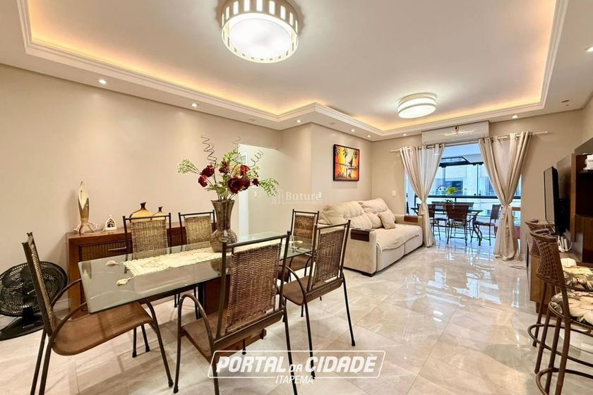 Apartamento &agrave; venda - 160m&sup2; - Meia Praia