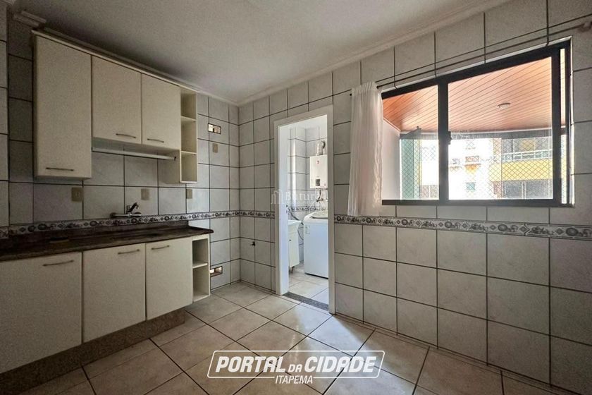 Apartamento &agrave; venda - 93m&sup2; - Centro