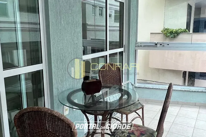 Apartamento para alugar - 106m&sup2; - MEIA PRAIA