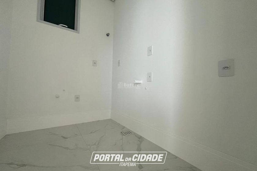 Apartamento &agrave; venda - 161m&sup2; - Canto da Praia