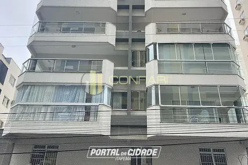 Apartamento &agrave; venda - 115m&sup2; - Meia Praia