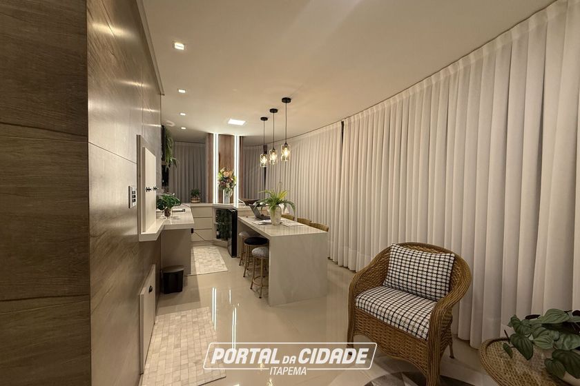 Apartamento &agrave; venda - 171m&sup2; - Meia Praia