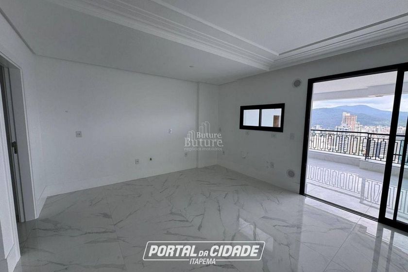 Apartamento &agrave; venda - Meia Praia