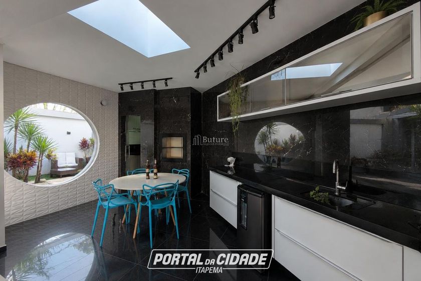 Casa &agrave; venda - 230m&sup2; - Barra