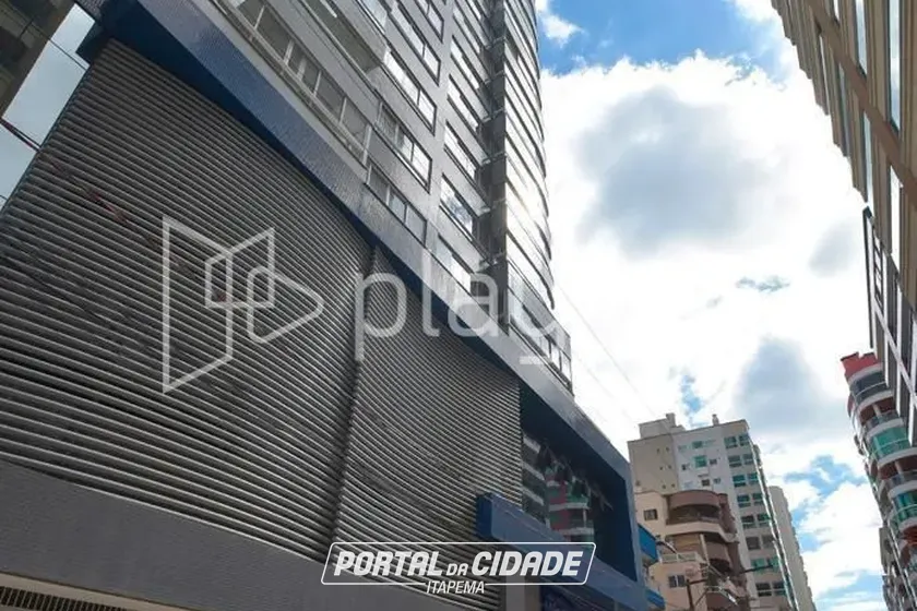 Apartamento &agrave; venda - 145m&sup2; - Meia Praia