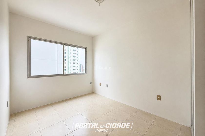 Apartamento &agrave; venda - 130m&sup2; - Centro