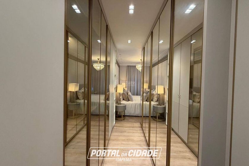 Apartamento &agrave; venda - Meia Praia