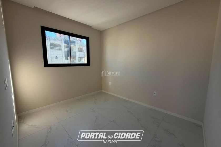 Apartamento &agrave; venda - Meia Praia