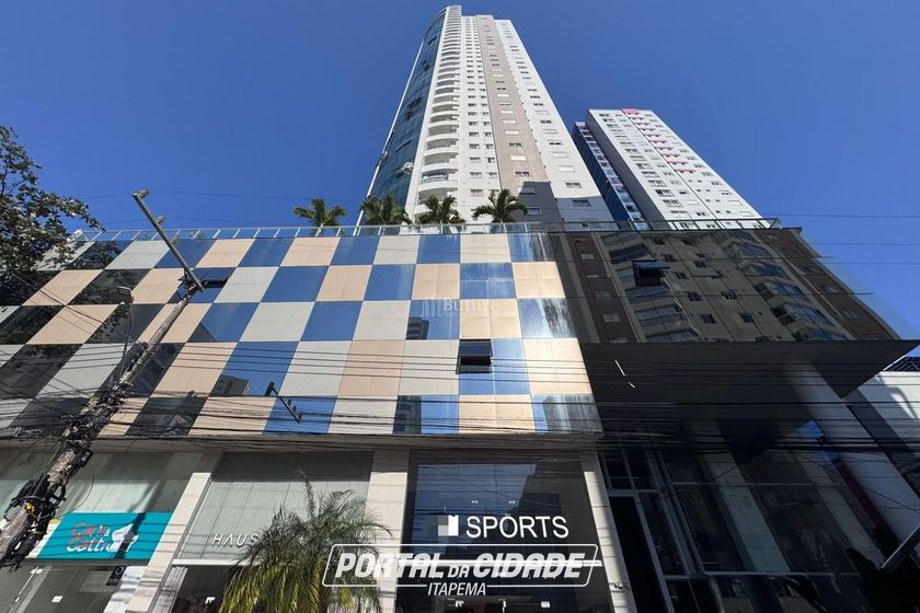 Apartamento &agrave; venda - 129m&sup2; - Centro