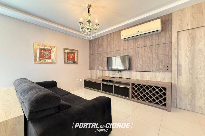Apartamento &agrave; venda - 198m&sup2; - Meia Praia