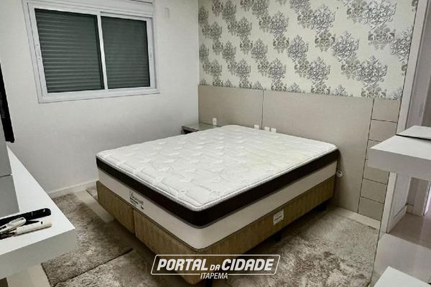 Apartamento para alugar - 130m&sup2; - Centro