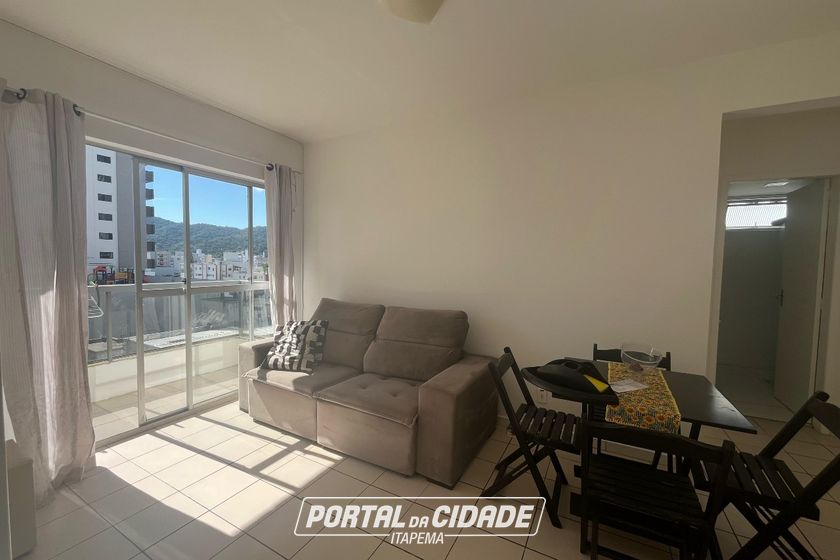Apartamento para alugar - 55m&sup2; - Centro