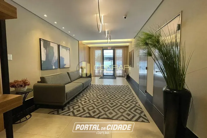 Apartamento &agrave; venda - 136m&sup2; - Meia praia