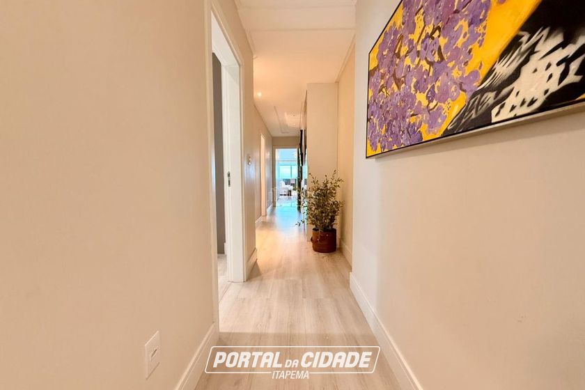 Apartamento &agrave; venda - 200m&sup2; - Meia Praia