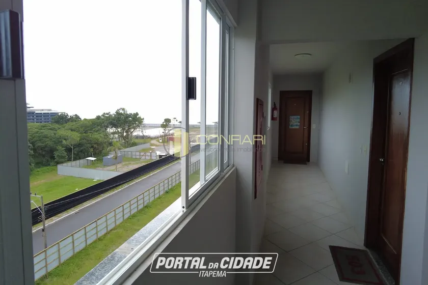 Apartamento &agrave; venda - 137m&sup2; - meia praia