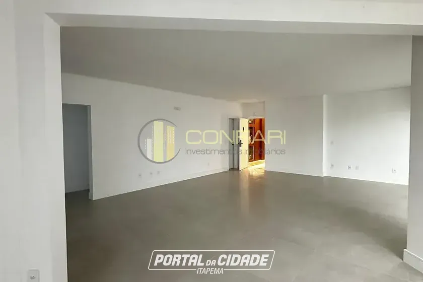 Apartamento &agrave; venda - 149m&sup2; - meia praia