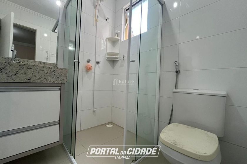 Apartamento &agrave; venda - 156m&sup2; - Meia Praia