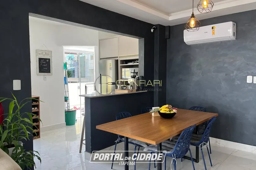 Apartamento &agrave; venda - 120m&sup2; - Meia praia