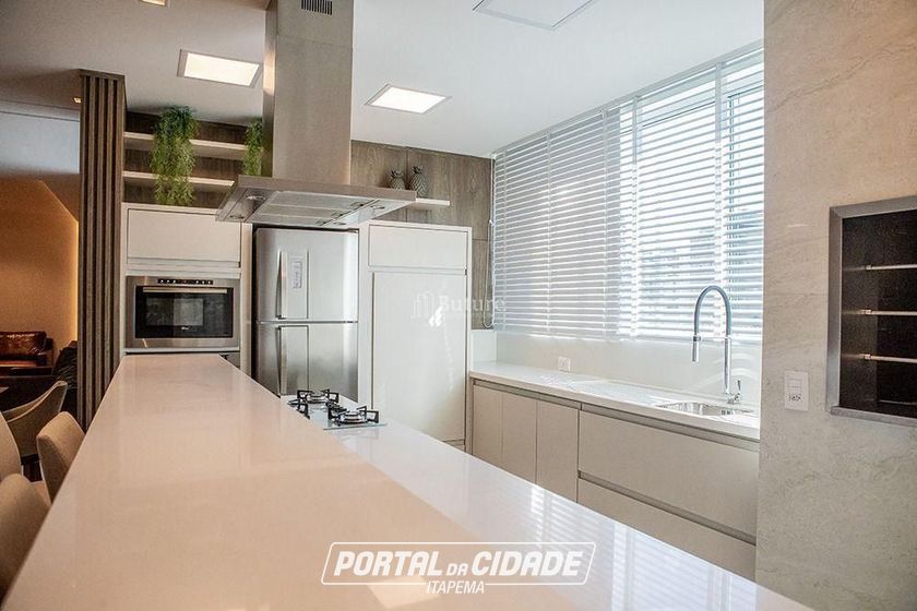 Apartamento &agrave; venda - 105m&sup2; - Centro