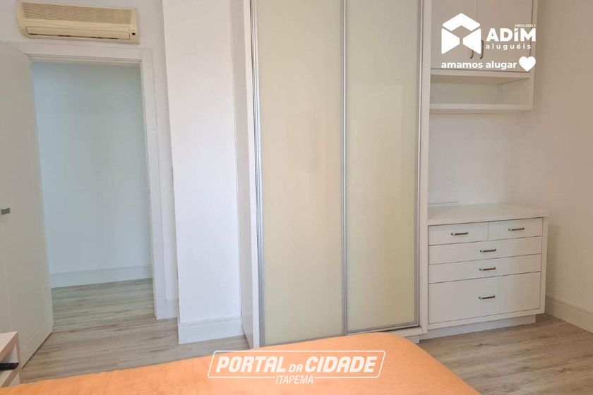 Apartamento para alugar - 127m&sup2; - Meia Praia