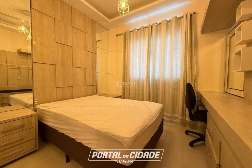 Apartamento &agrave; venda - 198m&sup2; - Meia Praia