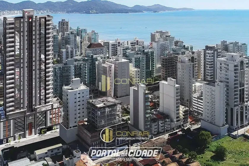 Apartamento &agrave; venda - 173m&sup2; - Meia Praia