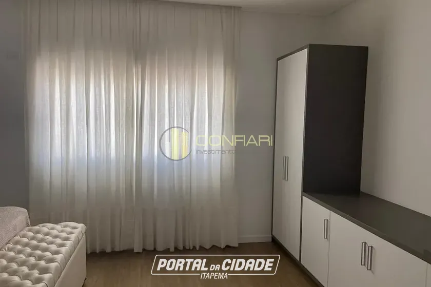 Apartamento &agrave; venda - 222m&sup2; - Centro
