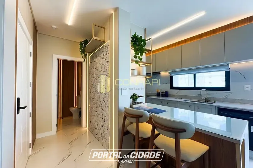 Apartamento &agrave; venda - 114m&sup2; - Meia Praia