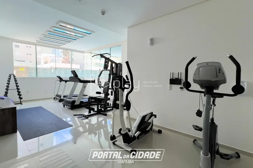 Apartamento &agrave; venda - 181m&sup2; - Meia Praia