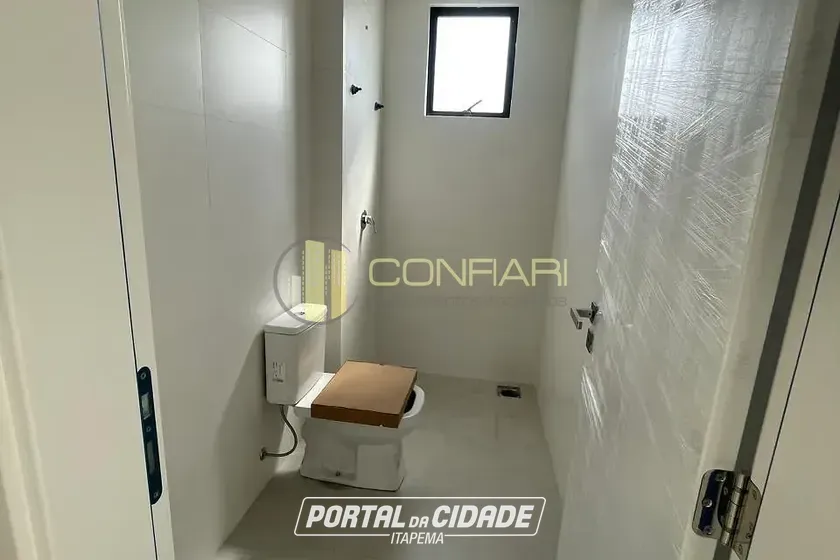Apartamento &agrave; venda - 133m&sup2; - meia praia