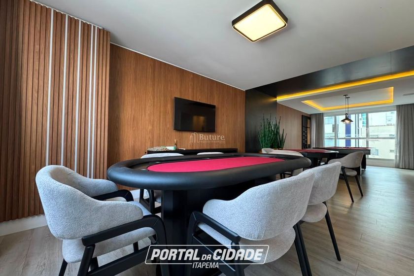 Apartamento &agrave; venda - 143m&sup2; - Centro