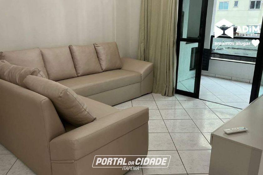 Apartamento para alugar - 140m&sup2; - Meia Praia