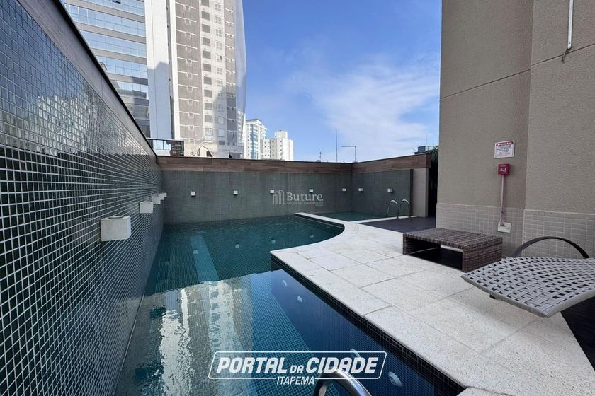Apartamento &agrave; venda - 155m&sup2; - Centro
