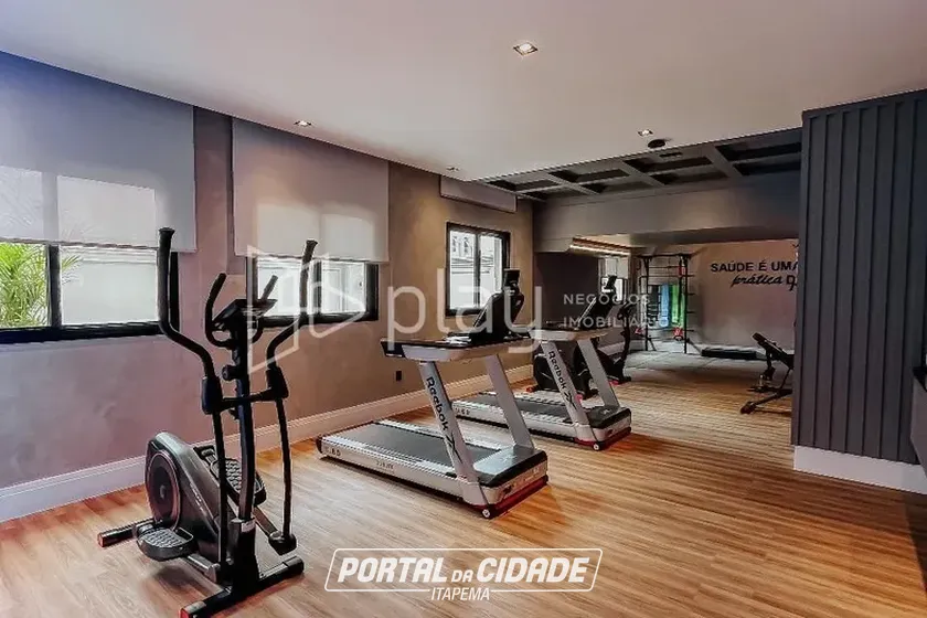 Apartamento &agrave; venda - 160m&sup2; - Meia Praia