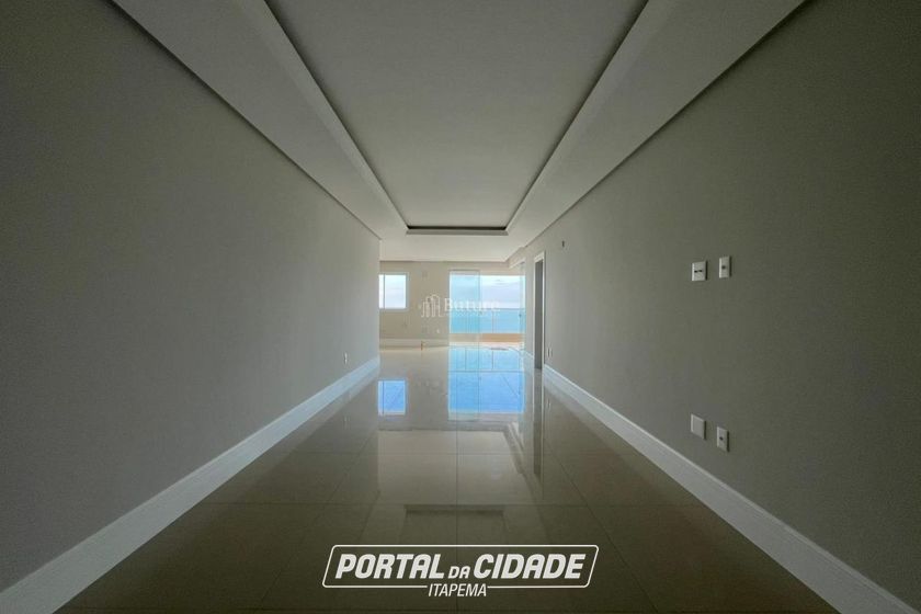 Apartamento &agrave; venda - 193m&sup2; - Meia Praia