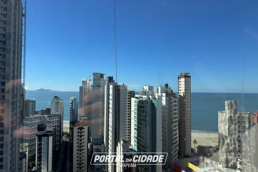Apartamento &agrave; venda - 171m&sup2; - Centro