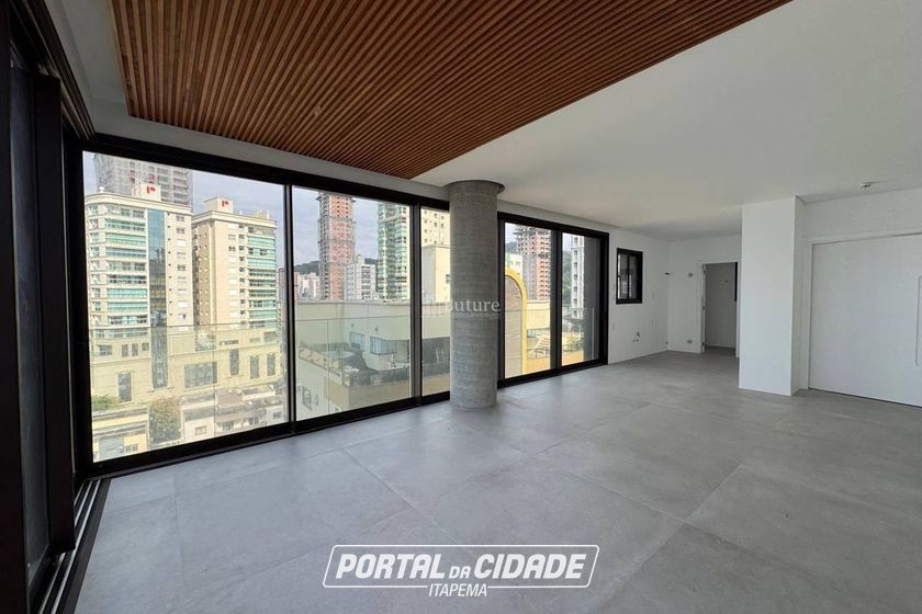 Apartamento &agrave; venda - 335m&sup2; - Centro