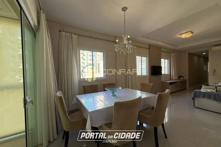 Apartamento &agrave; venda - 123m&sup2; - Meia Praia