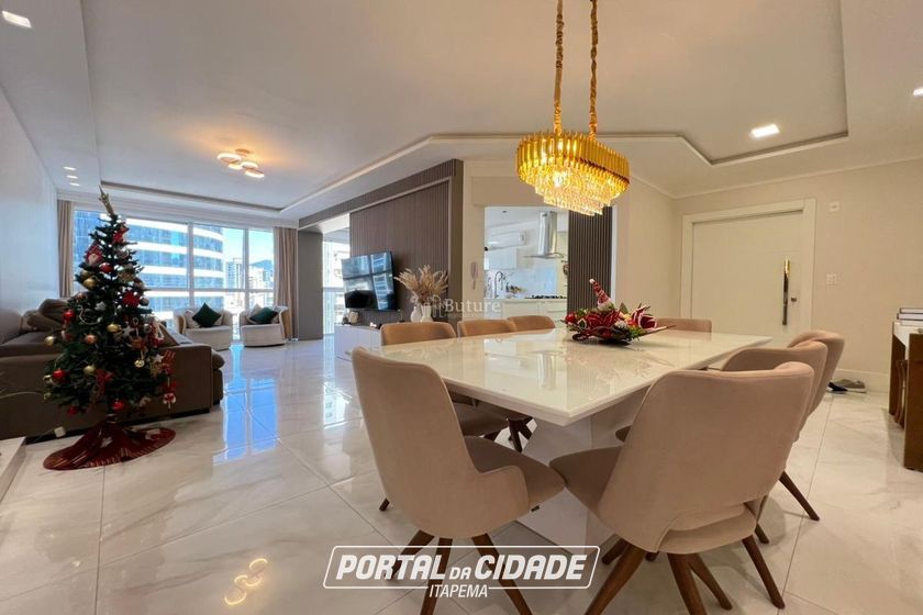 Apartamento &agrave; venda - 196m&sup2; - Meia Praia