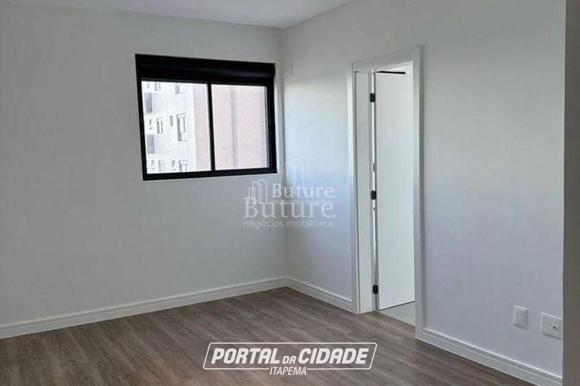 Apartamento &agrave; venda - Meia Praia