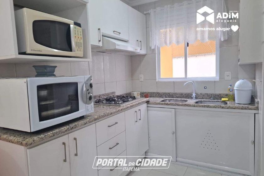 Apartamento para alugar - 64m&sup2; - Meia Praia