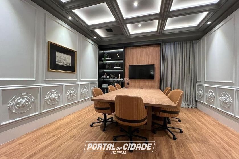 Apartamento &agrave; venda - 210m&sup2; - Centro