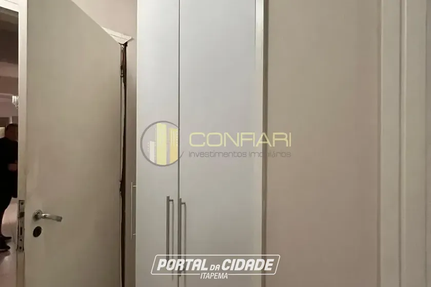 Apartamento para alugar - 70m&sup2; - Meia Praia