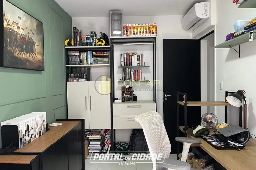 Apartamento &agrave; venda - 120m&sup2; - Meia praia