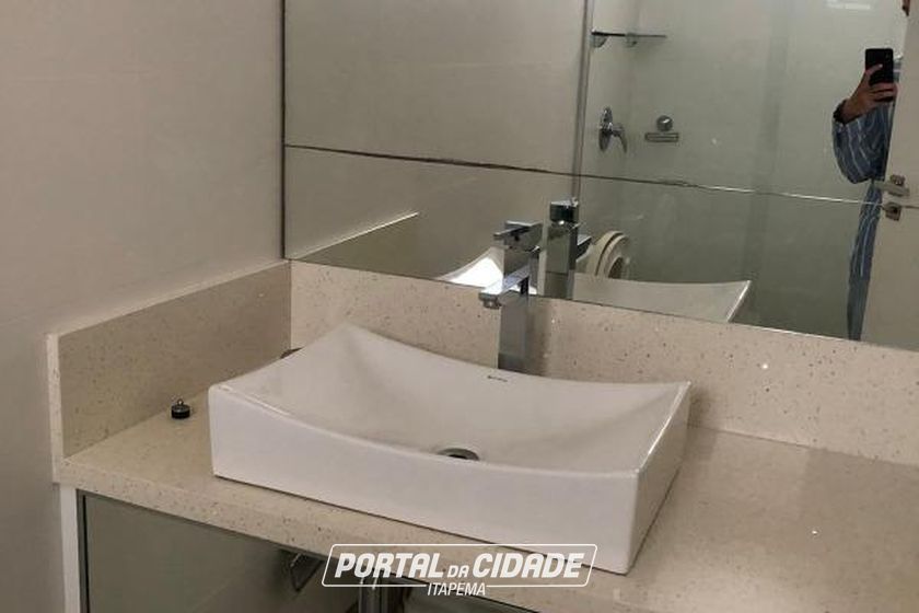 Apartamento para alugar - 130m&sup2; - Centro