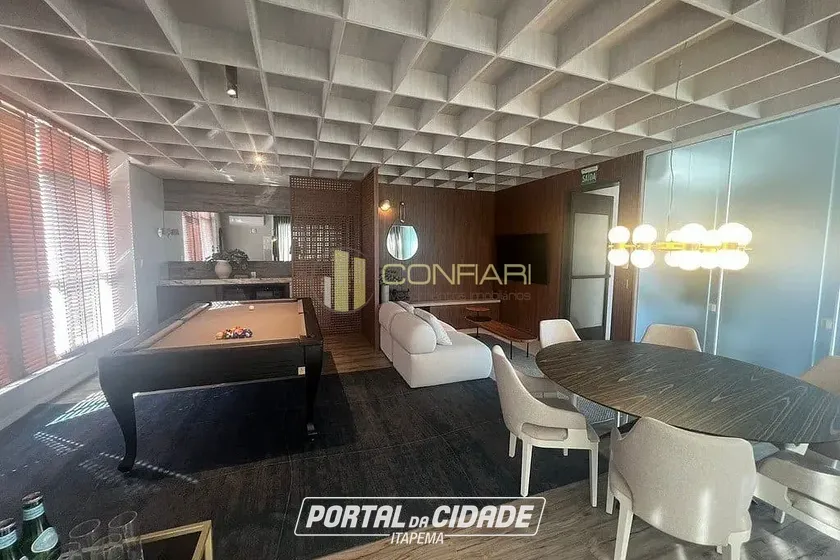 Apartamento &agrave; venda - 128m&sup2; - Meia Praia