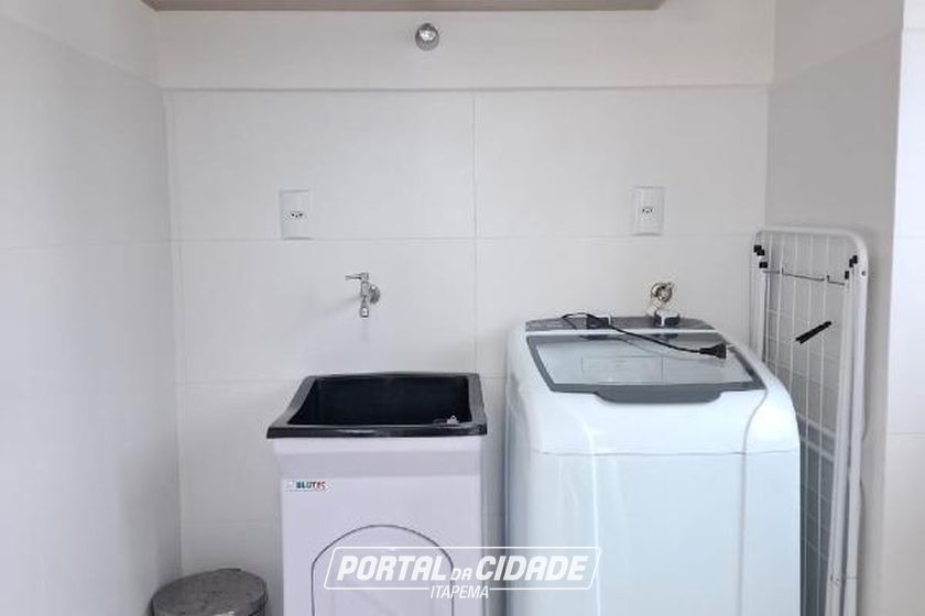 Apartamento para alugar - 119m&sup2; - Meia Praia
