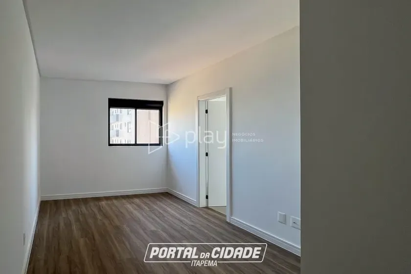 Apartamento &agrave; venda - 207m&sup2; - Meia Praia