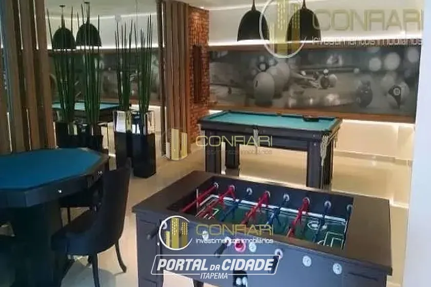 Apartamento &agrave; venda - 124m&sup2; - Meia Praia