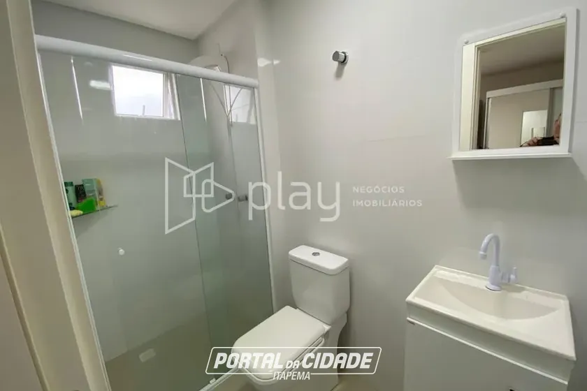 Apartamento &agrave; venda - 76m&sup2; - Meia Praia
